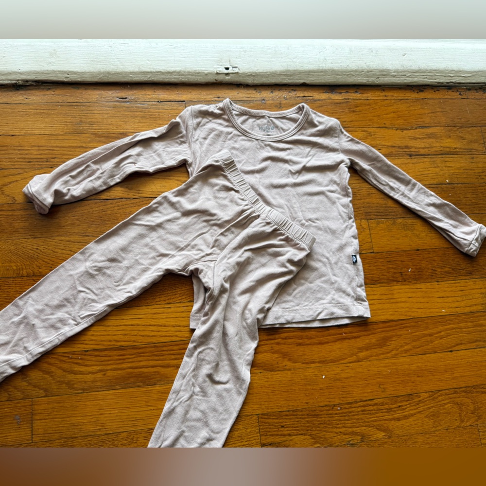 kyte baby pajamas Set in Sunset in 2T